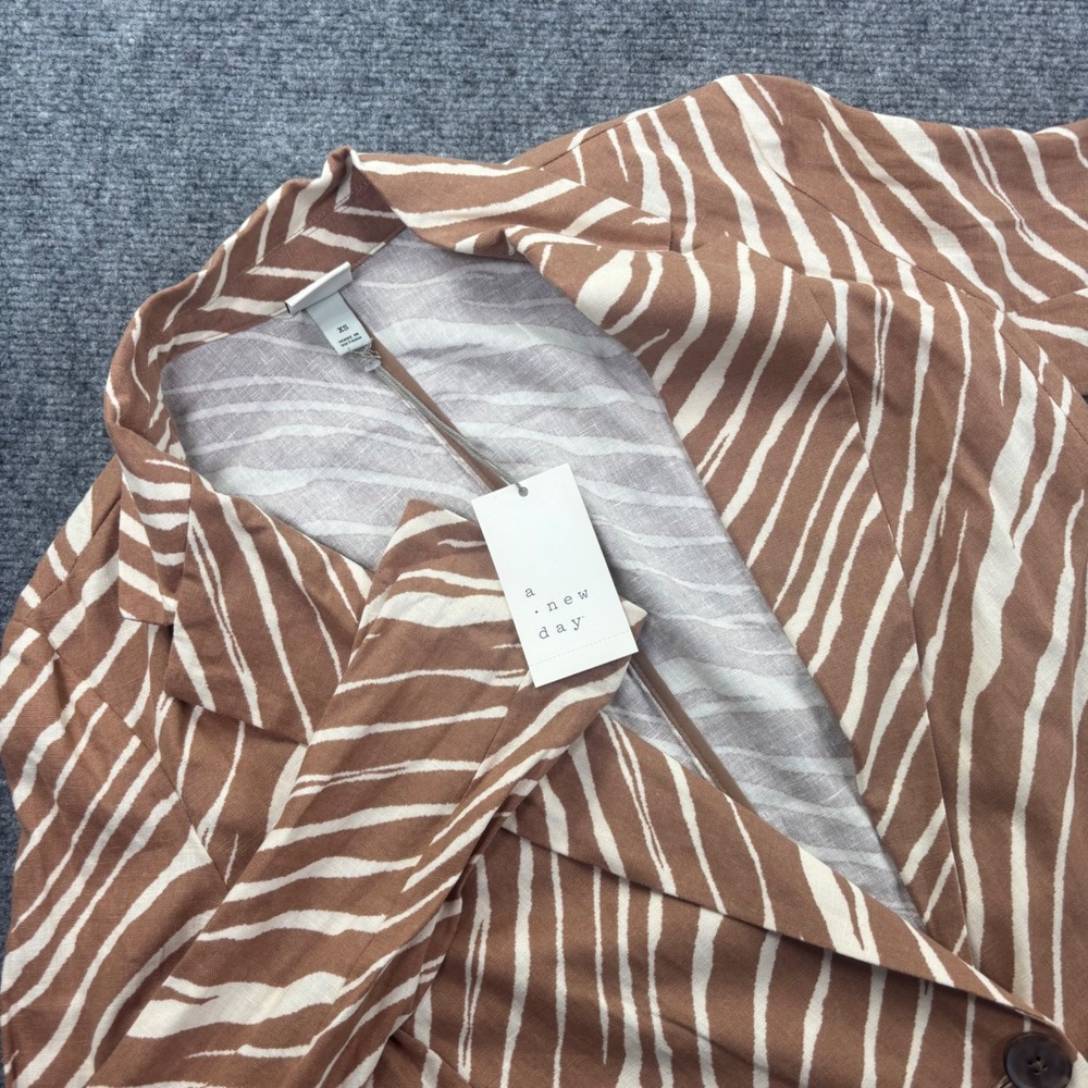 A New Day Blazer XS Brown Zebra Print Linen Blend Button Front NWT Women's